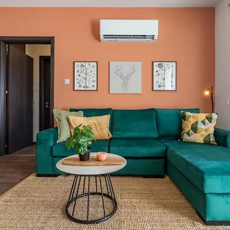 Apartment Harbor 304 Stylish 1-bedroom In Larnaca