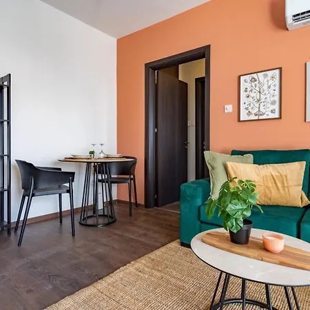 דירה Harbor 304 Stylish 1-bedroom In לרנקה