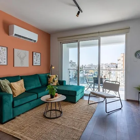 Harbor 304 Stylish 1-bedroom In דירה לרנקה